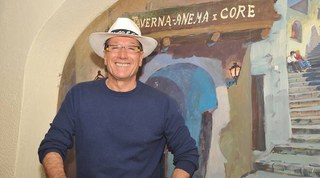 Addio a Guido Lembo, il fondatore della taverna “Anema e Core” e chansonnier di Capri