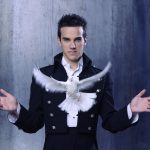 Al Teatro Bolivar di Napoli arriva la magia con “Luca Bono Show”. L’illusionista Luca Bono, Campione Italiano di Magia, considerato il talento magico più interessante della sua generazione, arriva per la prima volta a Napoli